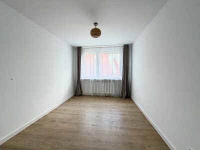 3 pokoje na Ks. Pomorskich z balkonem