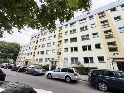 3 pokoje na Ks. Pomorskich z balkonem
