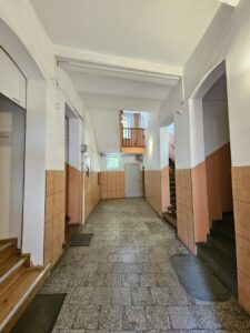 3pok. 57m2, piętro 2/3 - Niebuszewo