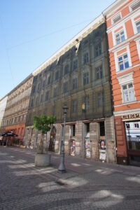 WYJĄTKOWA KAMIENICA PRZY DEPTAKU