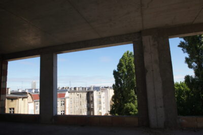 WYJĄTKOWA KAMIENICA PRZY DEPTAKU