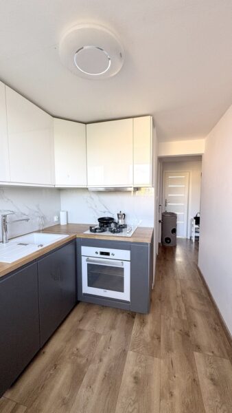 2 pok. 37,9 m2, balkon, piwnica 287 000 zł