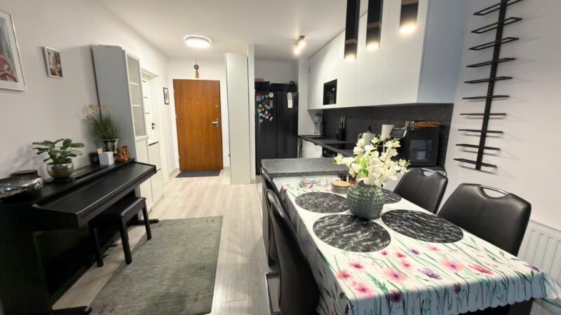 3 pokoje, Skarbimierzyce, duży balkon