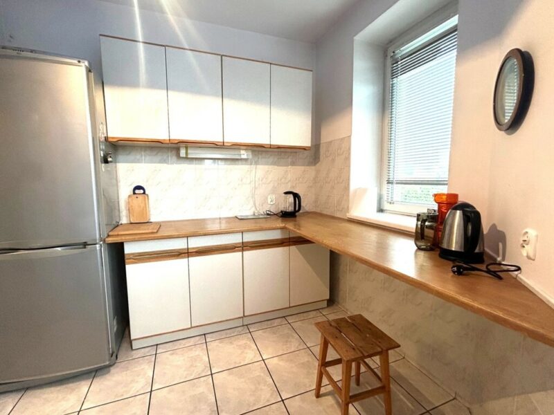 2 pokoje, 1 piętro, balkon