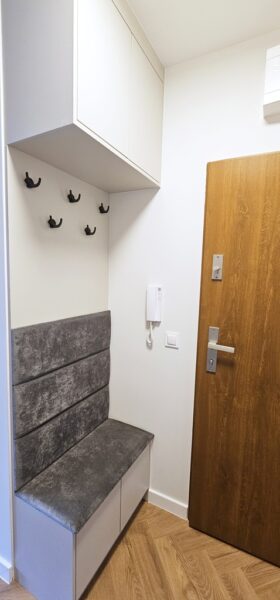 2 pokojowe z balkonem i miejscem garażowym