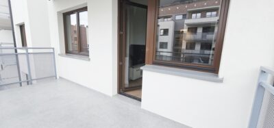 2 pokojowe z balkonem i miejscem garażowym