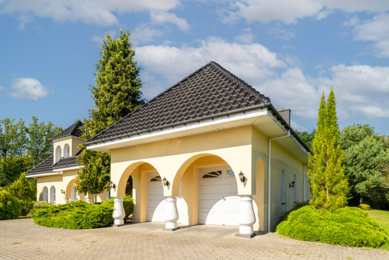 Rezydencja na działce 1,45 ha Nowogard