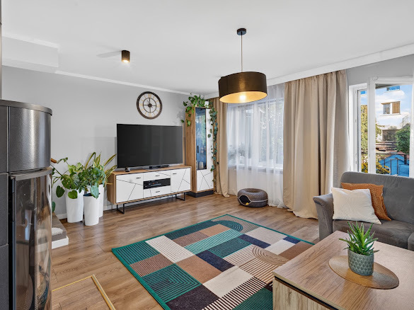SKRAJNY SZEREGOWIEC 184 m² -DZIAŁKA 316 m² |