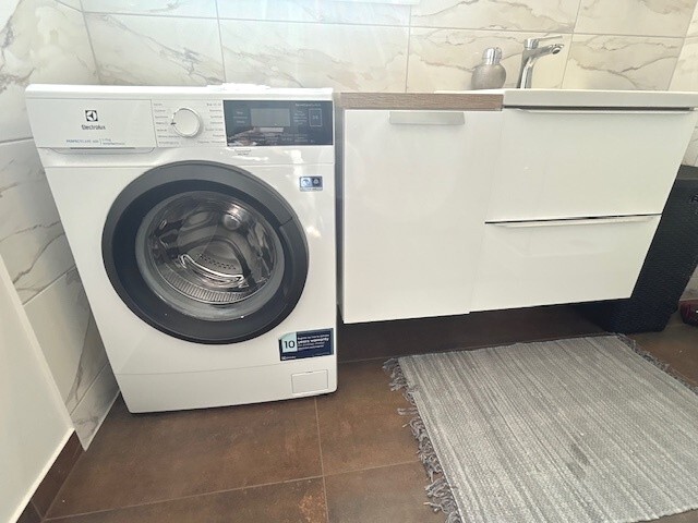 Apartament 61m2, m.post., kom. lokat., 2 balkony
