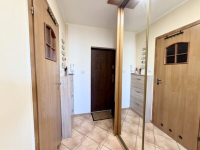 Duża kawalerka z sypialnią i balkonem os. Majowe
