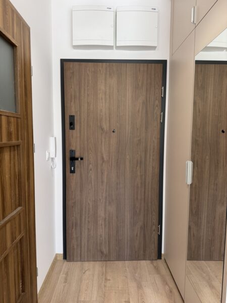 Pomorzany 9 maja 2 pok balkon