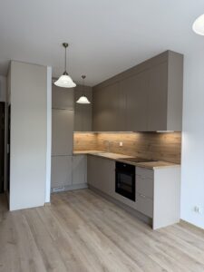Pomorzany 9 maja 2 pok balkon