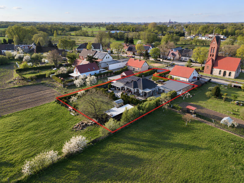 Dom + 100m² pod Działalność| Działka2105m²| Święte