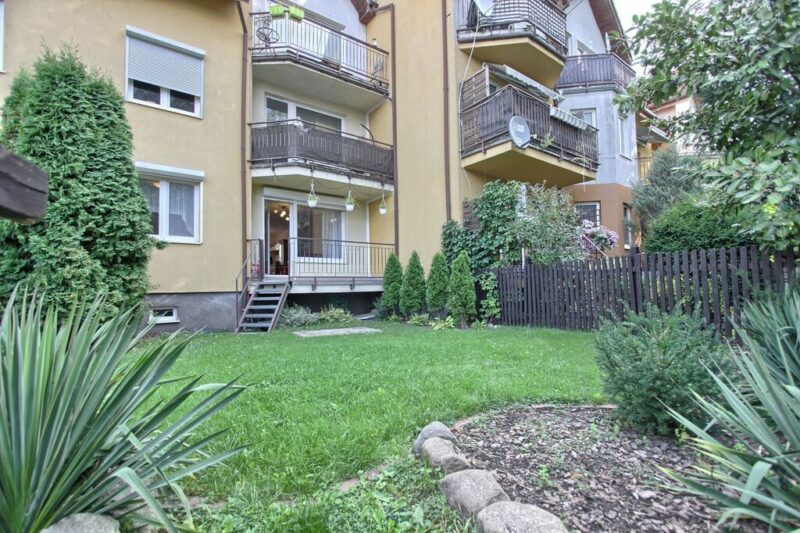 2 pokoje z ogródkiem i garażem - Mierzyn