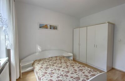2 pokoje z ogródkiem i garażem - Mierzyn