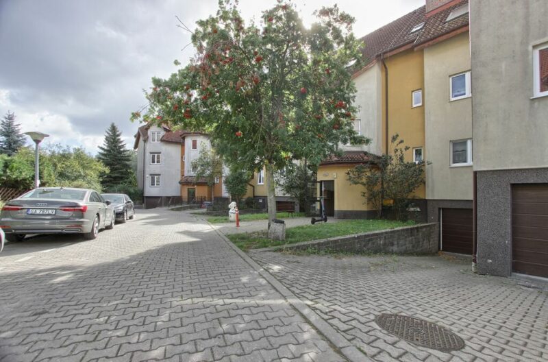 2 pokoje z ogródkiem i garażem - Mierzyn