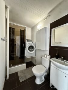 2 pokoje, 38, 3 m², wysoki blok, 8 piętro, winda