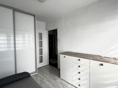 2 pokoje, 38, 3 m², wysoki blok, 8 piętro, winda