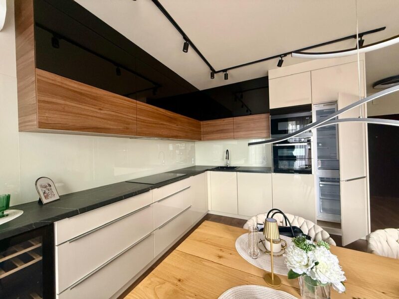 Dwupoziomowy apartament 92 m² Kołobrzeg