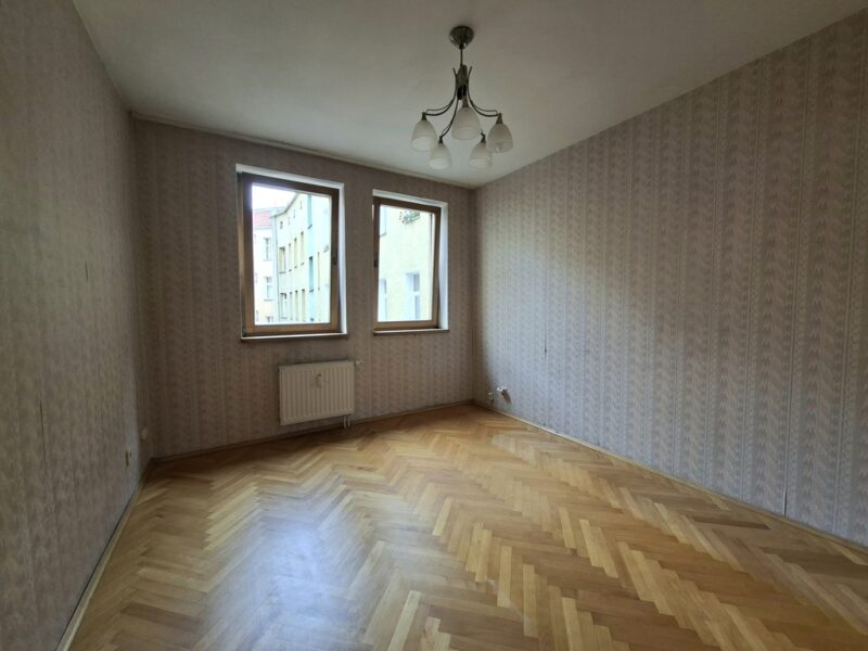 Przestronne, rozkładowe 3 pokoje w samym Centrum