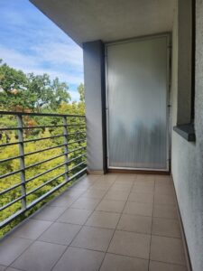 Mieszkanie 3 pokojowe z balkonem, windą i garażem