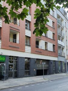 Mieszkanie 3 pokojowe z balkonem, windą i garażem