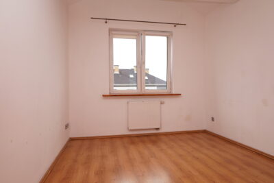 3 POKOJE Z BALKONEM WARZYMICE OS. KRESY II