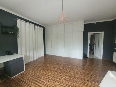 Dom 250 m² z garażem i działką inwestycyjną 2,36 h
