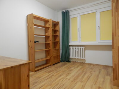 Mieszkanie na wynajem- 3 pokoje, balkon.