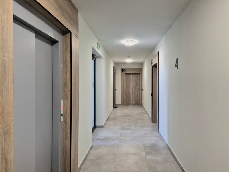 Nowe 2 pokoje pod klucz | Golisza | balkon