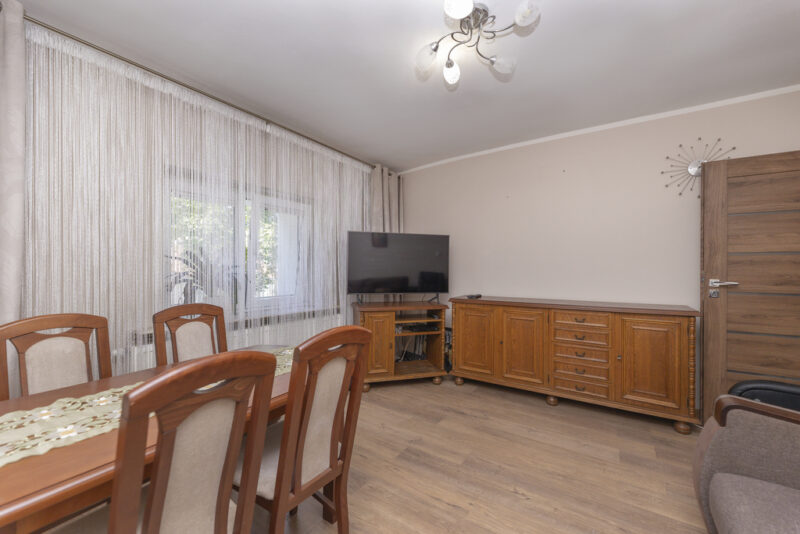 2 pokoje | Ogródek | Garaż | 2 piwnice