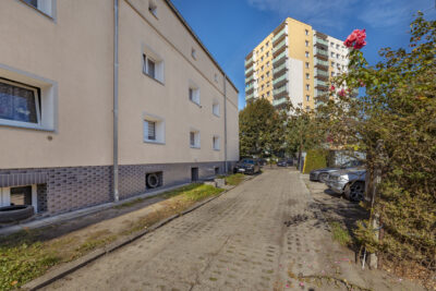 2 pokoje | Ogródek | Garaż | 2 piwnice