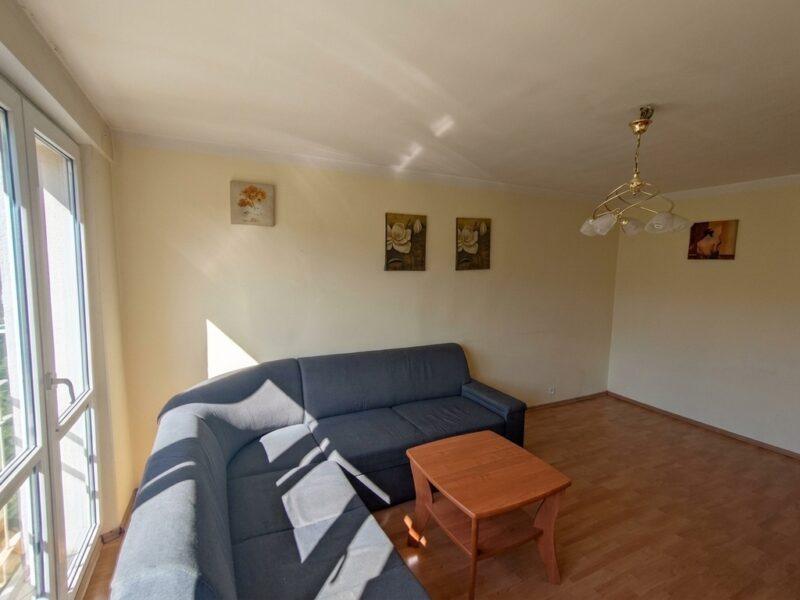 2 pokoje 46 m² z osobną kuchnią