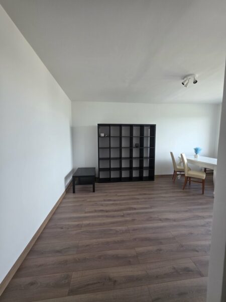 Atrakcyjne mieszkanie z balkonem – 30,7 m²