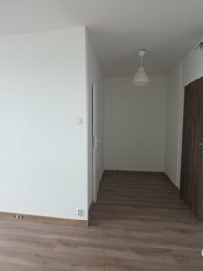 Atrakcyjne mieszkanie z balkonem – 30,7 m²