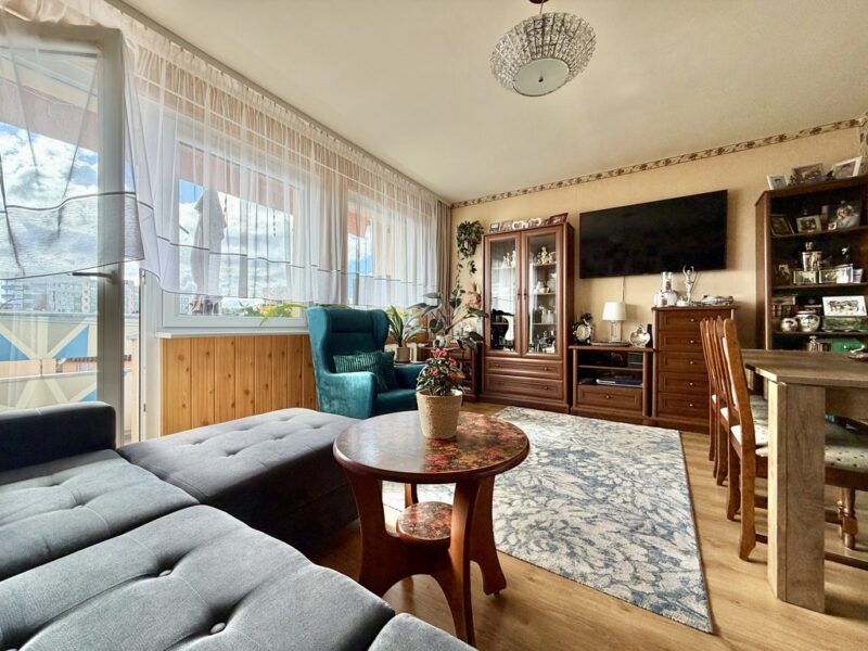 Komfortowe mieszkanie 3 pokojowe z balkonem