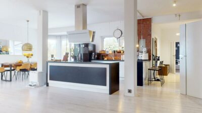 Dom 250 m² z garażem i działką inwestycyjną 2,36 h