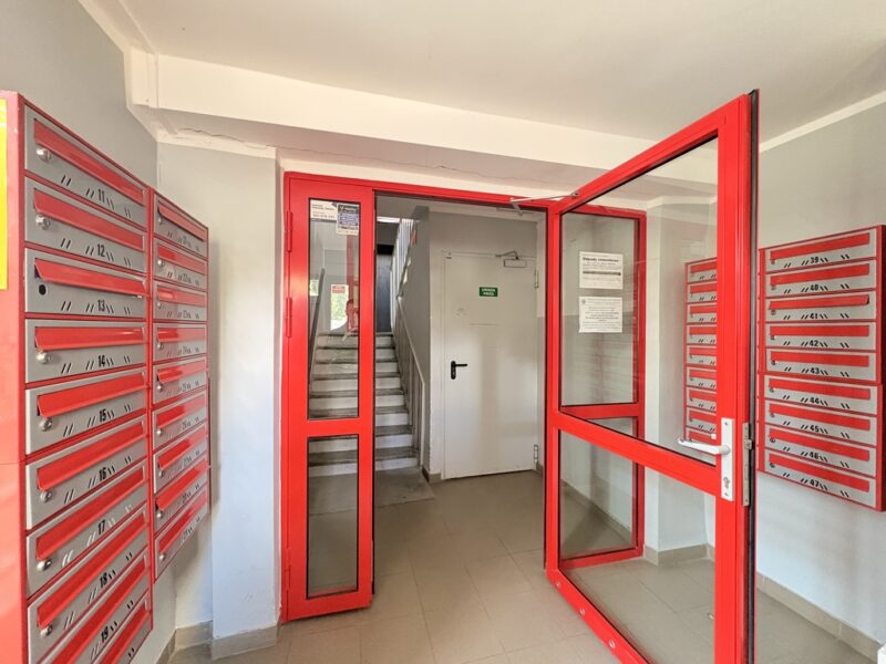 3 Pokoje I Balkon I Parter I Osiedle Przyjaźni