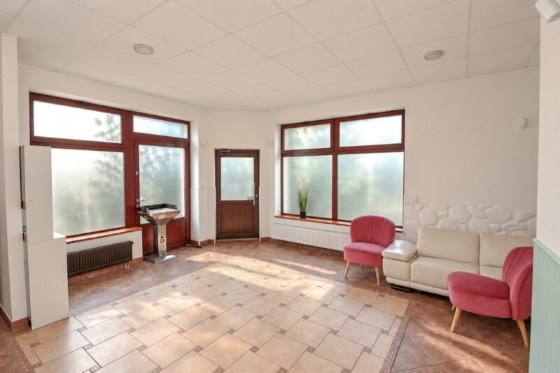 Lokal z potencjałem na mieszkanie – 86 m² | Al. Gryfa | STARGARD