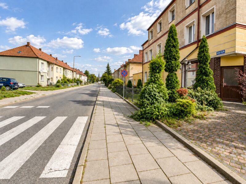 Lokal z potencjałem na mieszkanie – 86 m² | Al. Gryfa | STARGARD