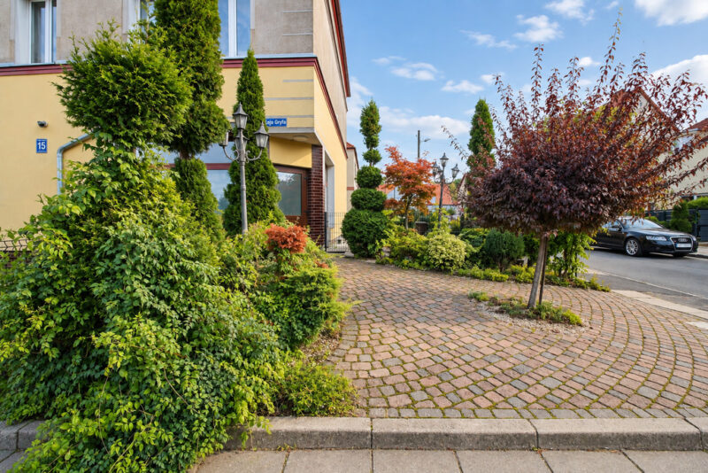 Lokal z potencjałem na mieszkanie – 86 m² | Al. Gryfa | STARGARD