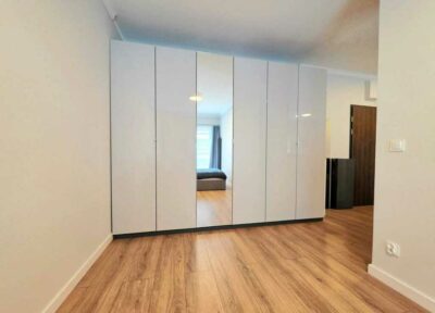 2 pokojowy apartament przy Bulwarach - stan idealny!