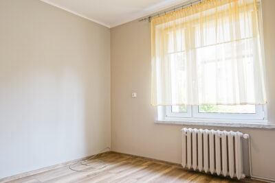 Pogodno, 2 pokoje, oddzielna kuchnia, parter