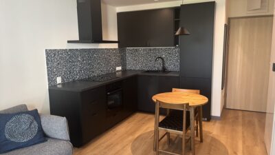2-pokojowy apartament, balkon, miejsce garażowe.