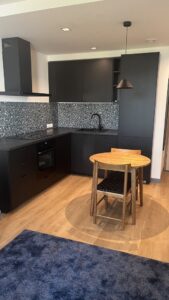 2-pokojowy apartament, balkon, miejsce garażowe.
