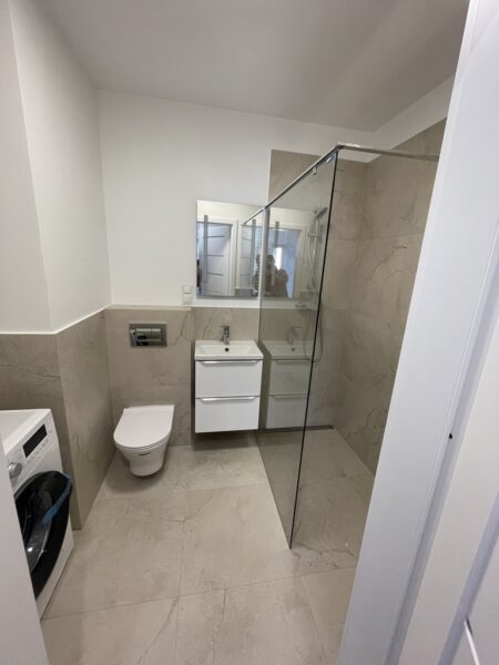 Mieszkanie 42 m², 2 pokoje, winda, komórka