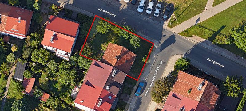 DOM Z POTENCJAŁEM | 289 m² DZIAŁKI | STAW BRODOWSKI 100 m