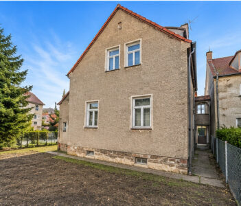DOM Z POTENCJAŁEM | 289 m² DZIAŁKI | STAW BRODOWSKI 100 m