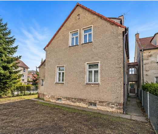 DOM Z POTENCJAŁEM | 289 m² DZIAŁKI | STAW BRODOWSKI 100 m