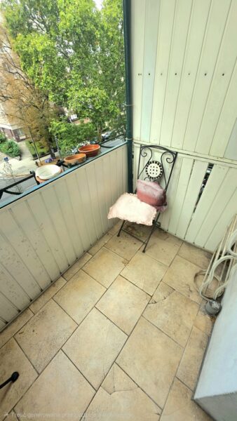 Wyjątkowe, 5-pokojowe mieszkanie w przedwojennej kamienicy, balkon.